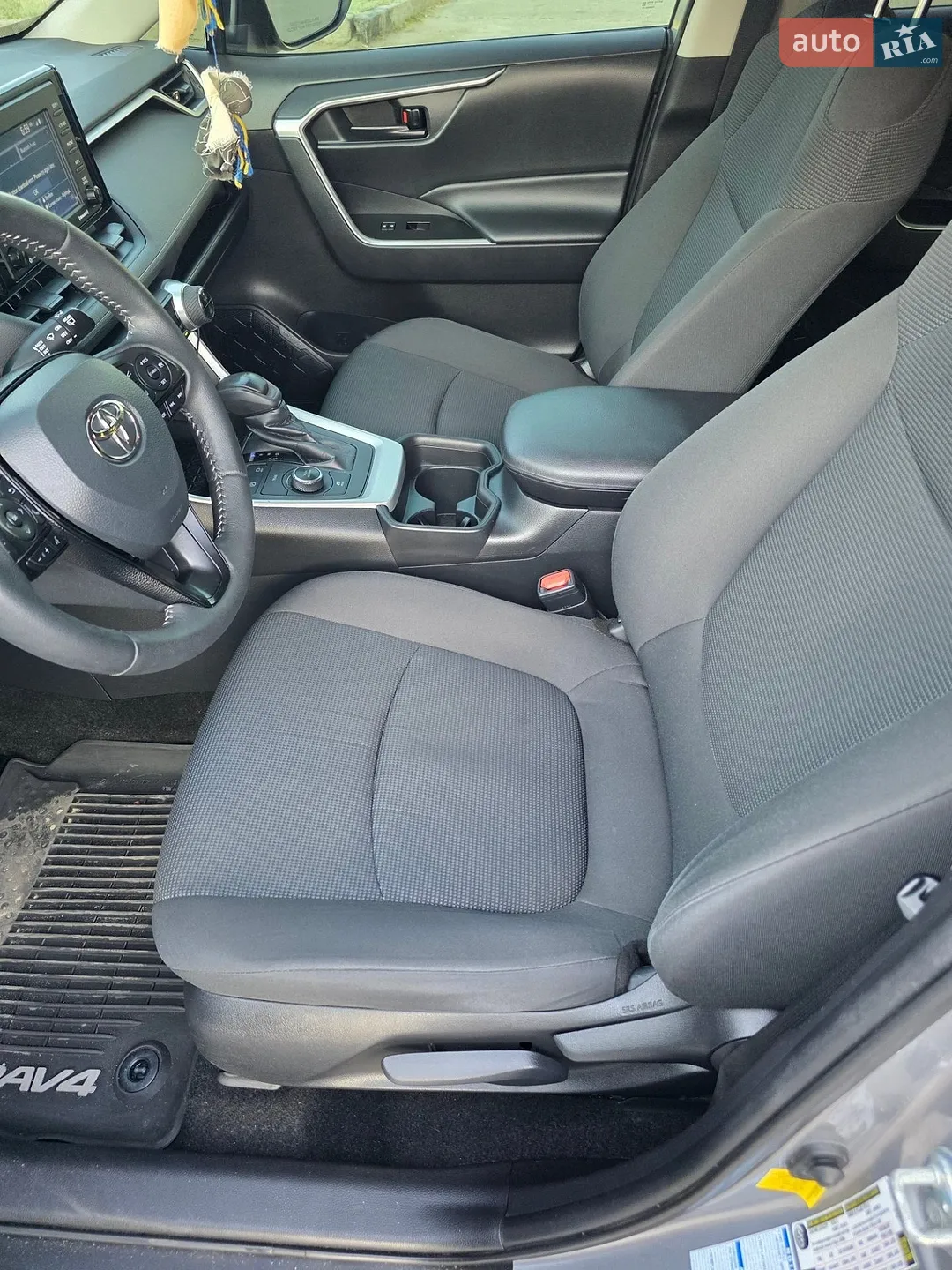 2020 Toyota RAV 4 - мініатюра 10