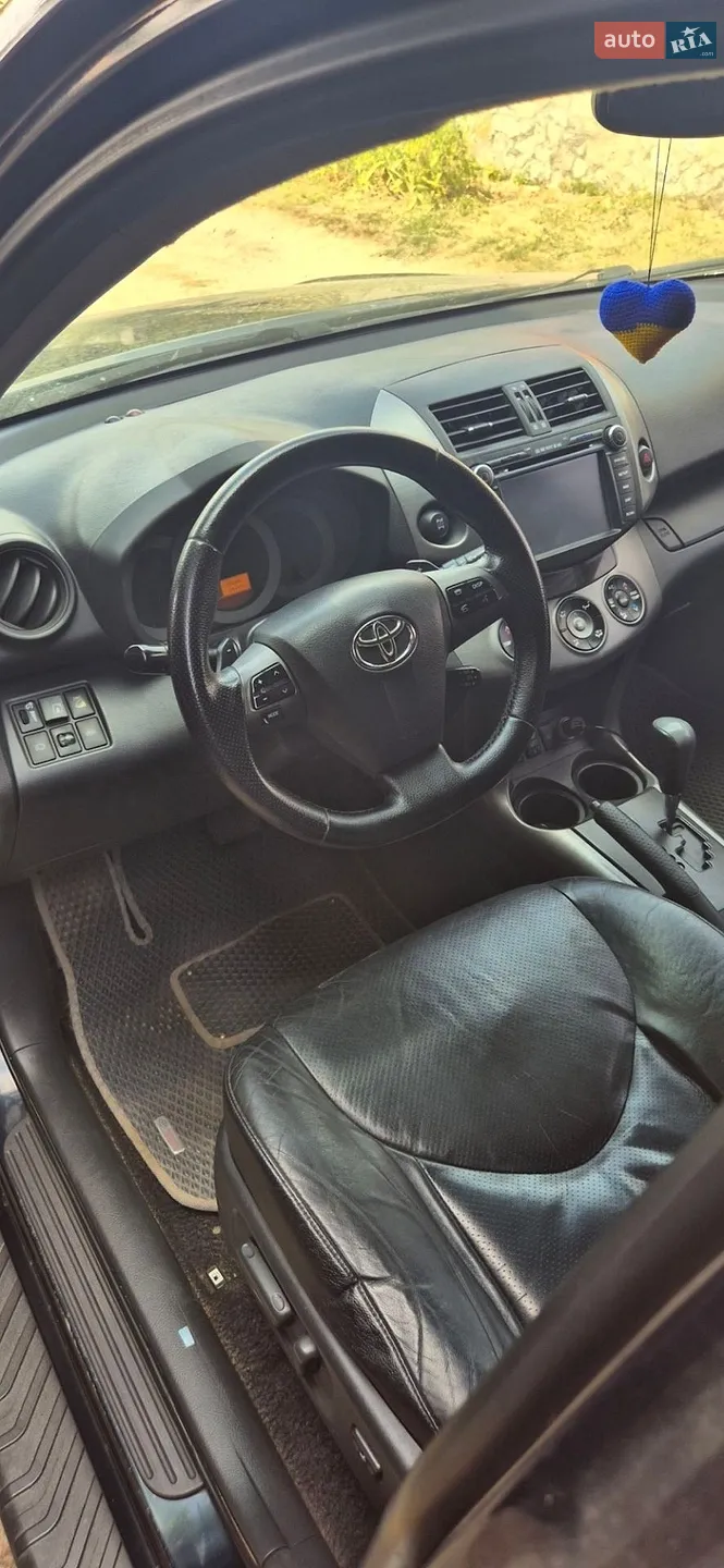 2010 Toyota RAV 4 - мініатюра 17