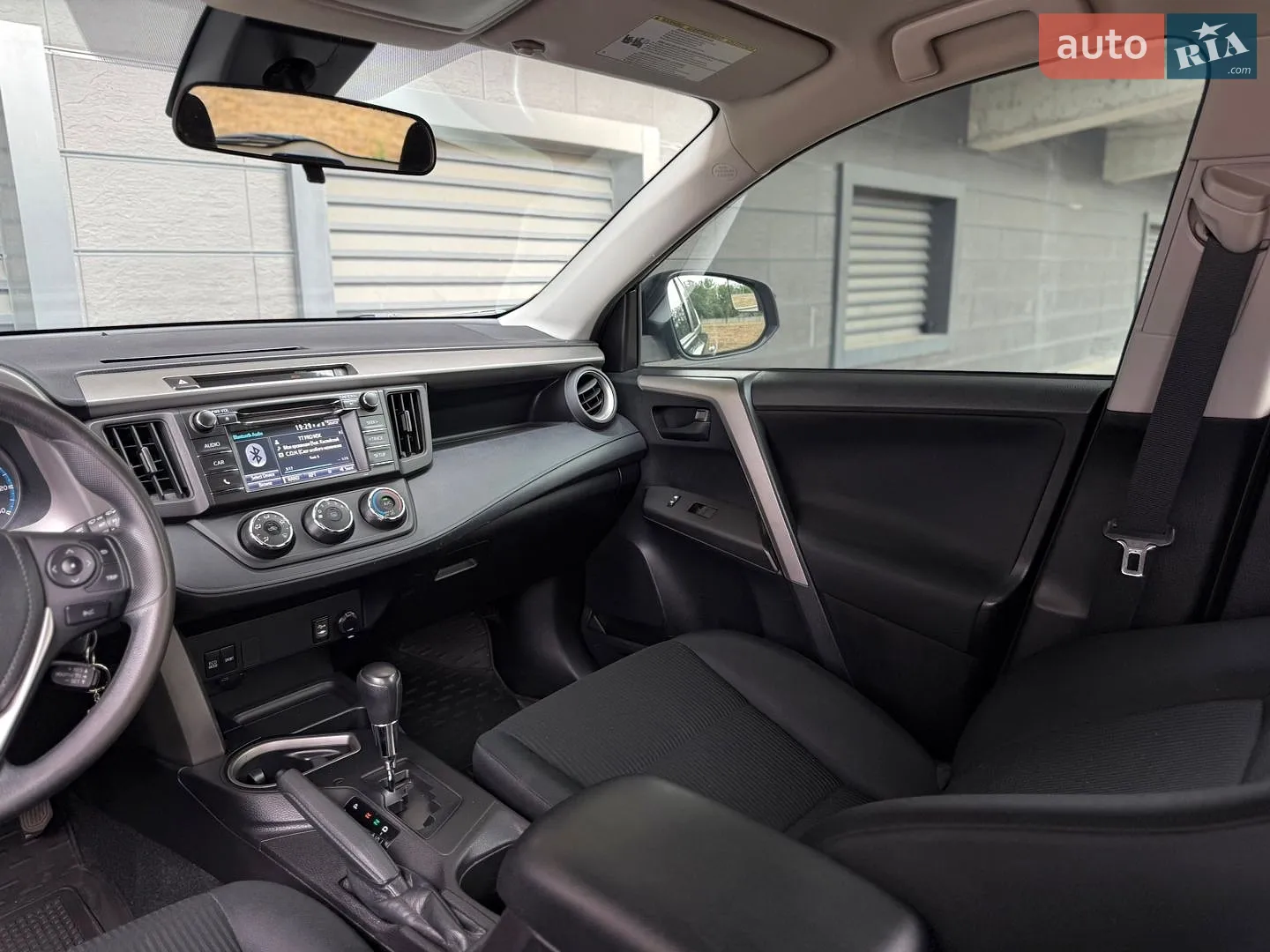 2017 Toyota RAV 4 - мініатюра 17