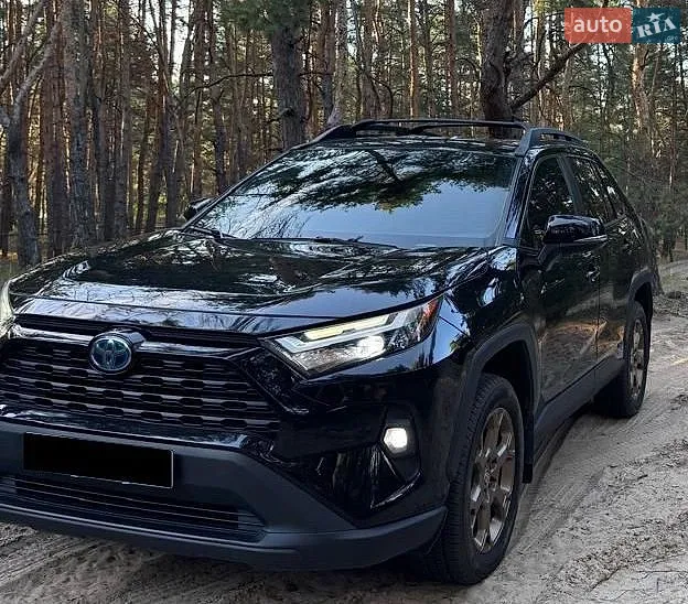 2023 Toyota RAV 4 - фото 1