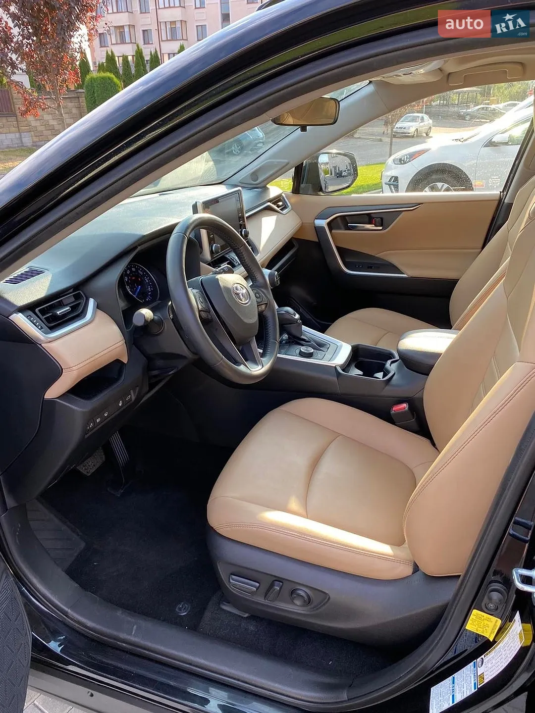 2021 Toyota RAV 4 - мініатюра 8