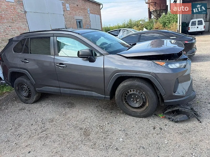 Toyota RAV4 2021