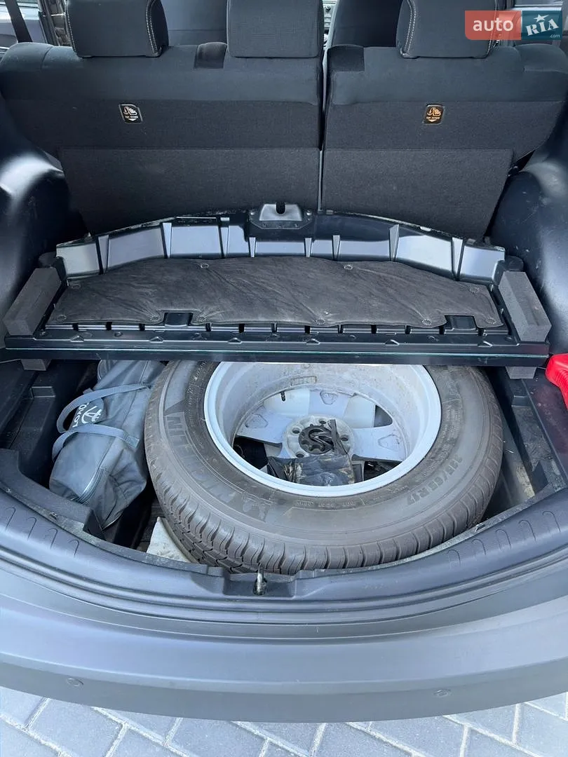 2013 Toyota RAV 4 - мініатюра 16