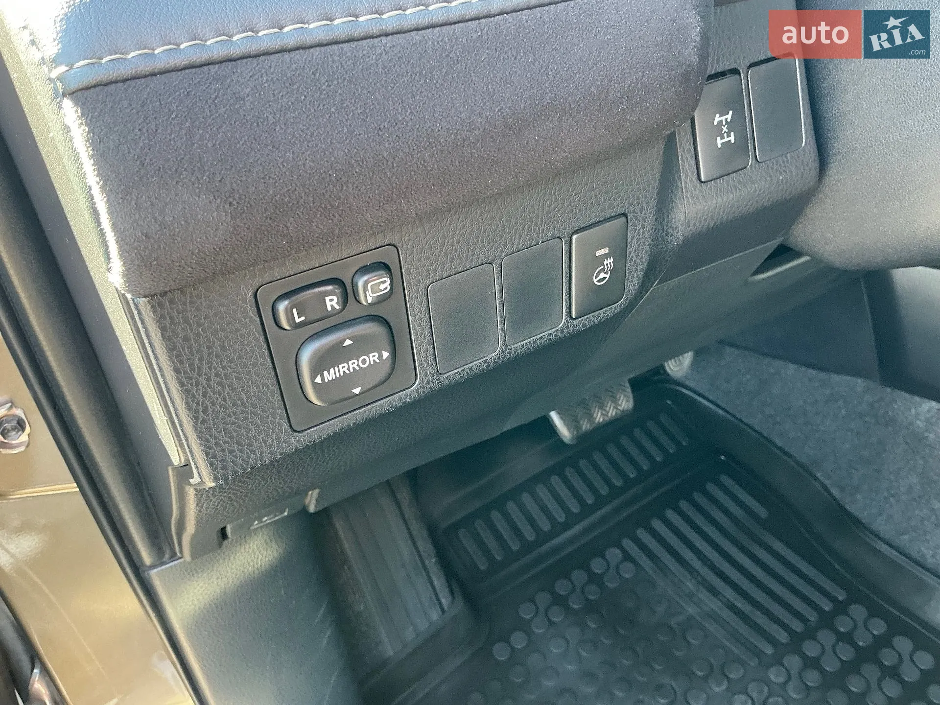 2016 Toyota RAV 4 - мініатюра 21