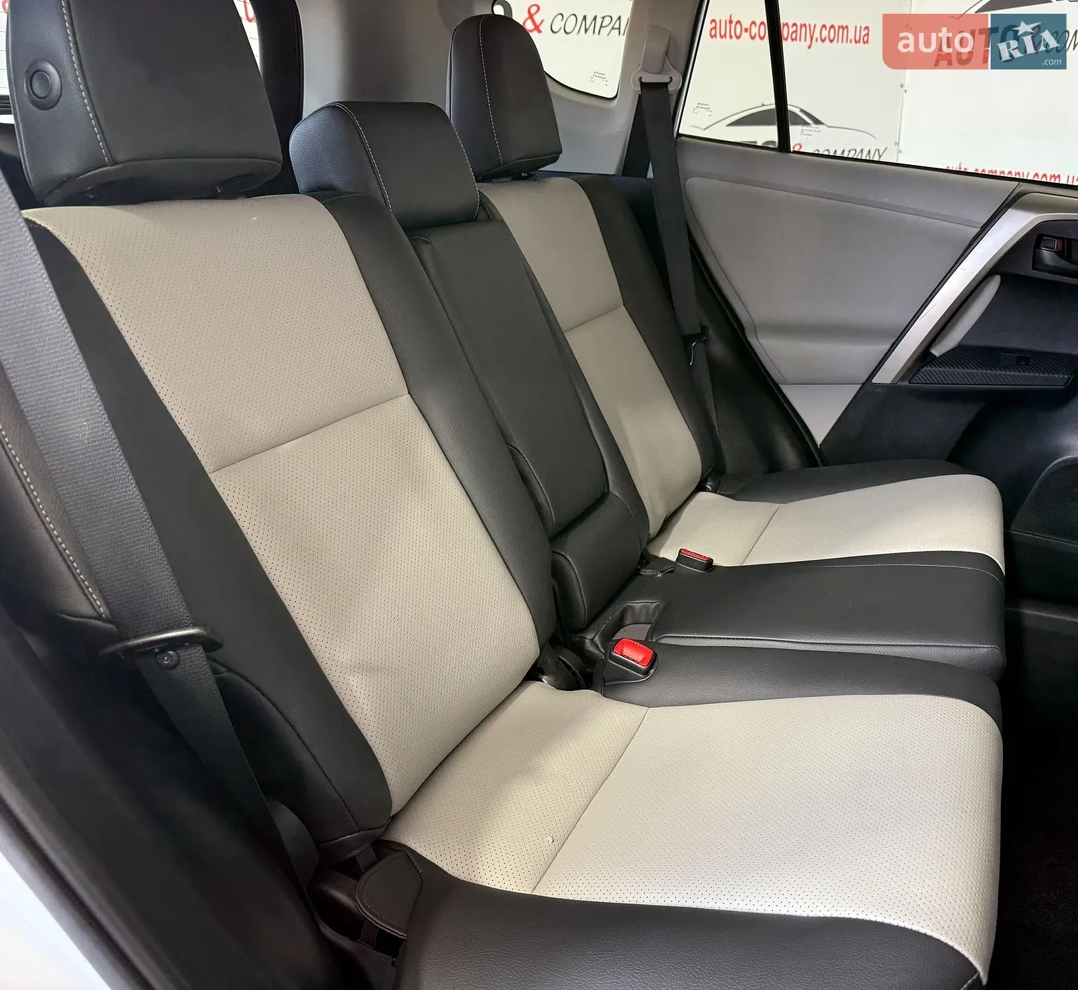2013 Toyota RAV 4 - мініатюра 10