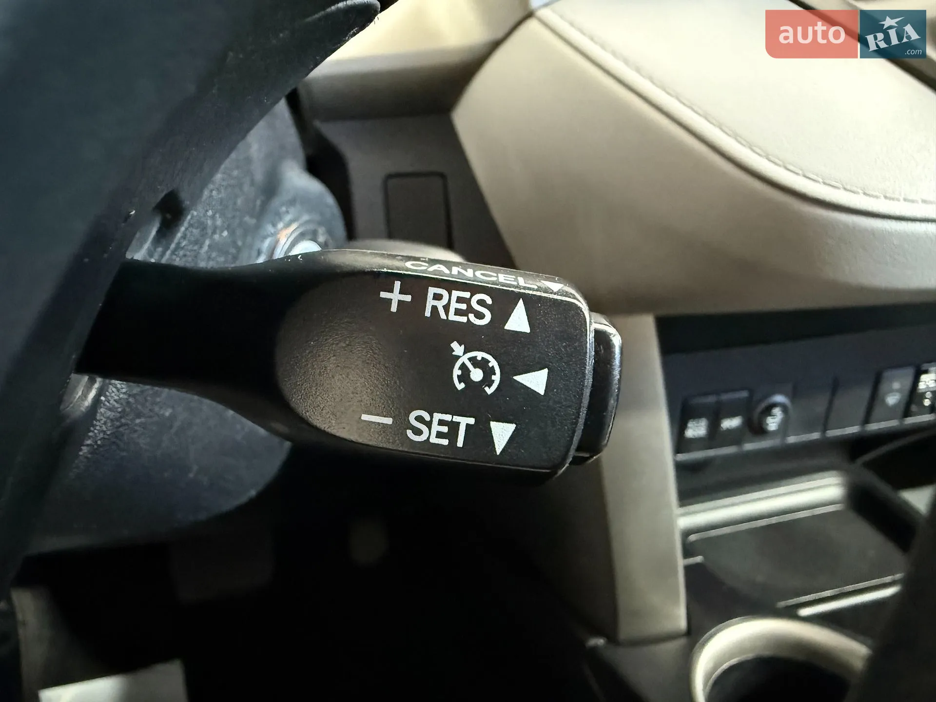 2013 Toyota RAV 4 - мініатюра 18