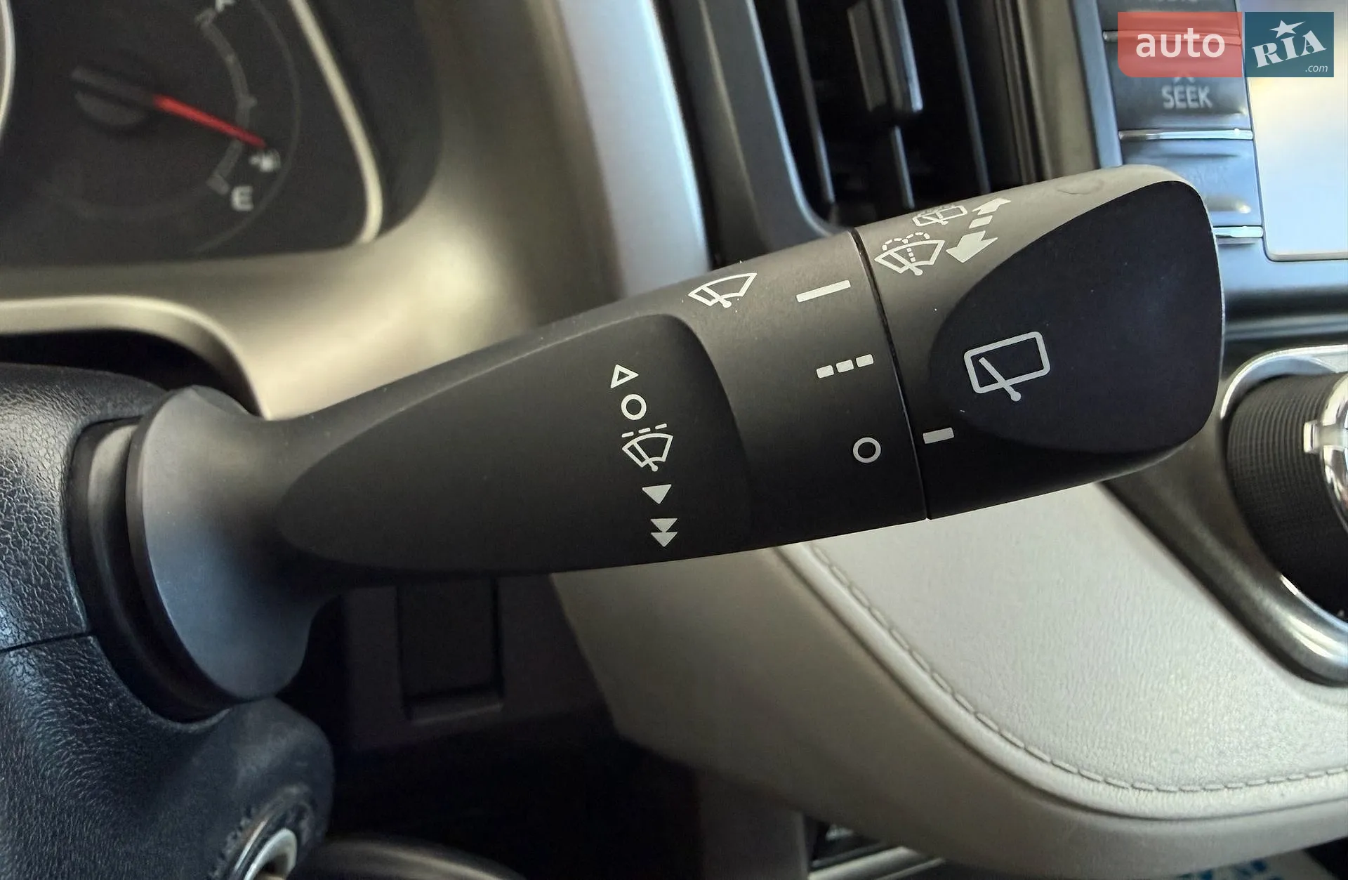 2013 Toyota RAV 4 - мініатюра 17