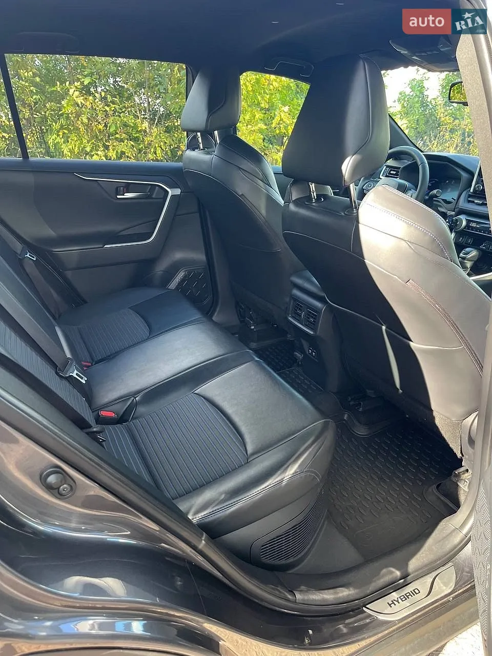 2019 Toyota RAV 4 - мініатюра 13