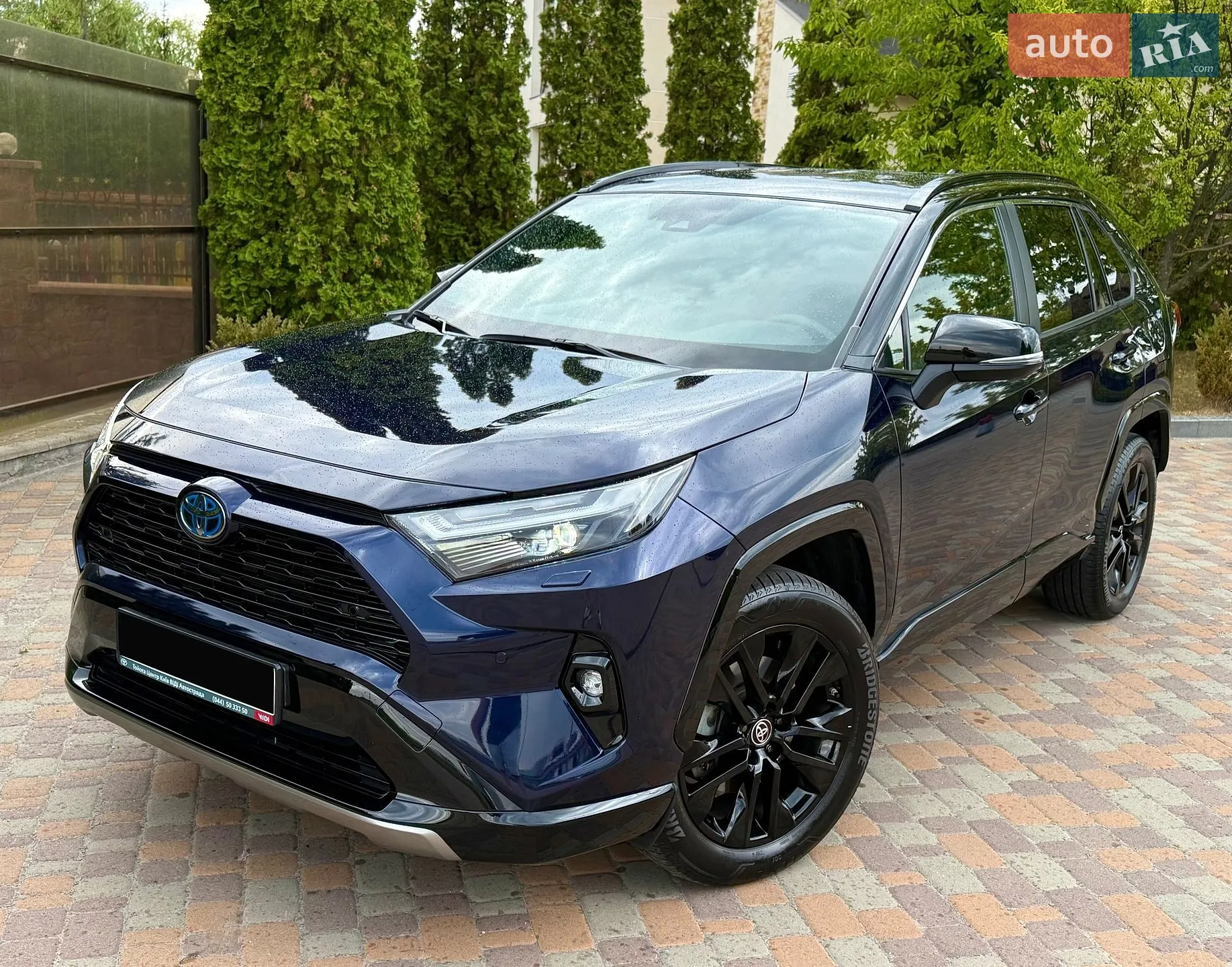 2024 Toyota RAV 4 - фото 1