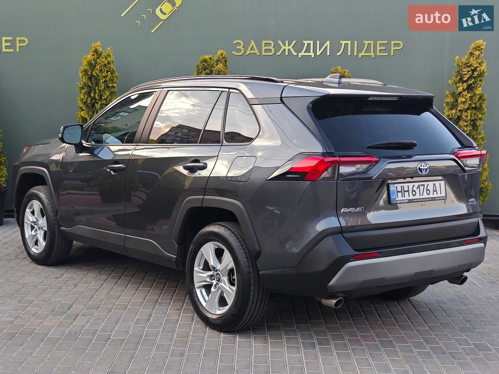 2020 Toyota RAV 4 - мініатюра 18