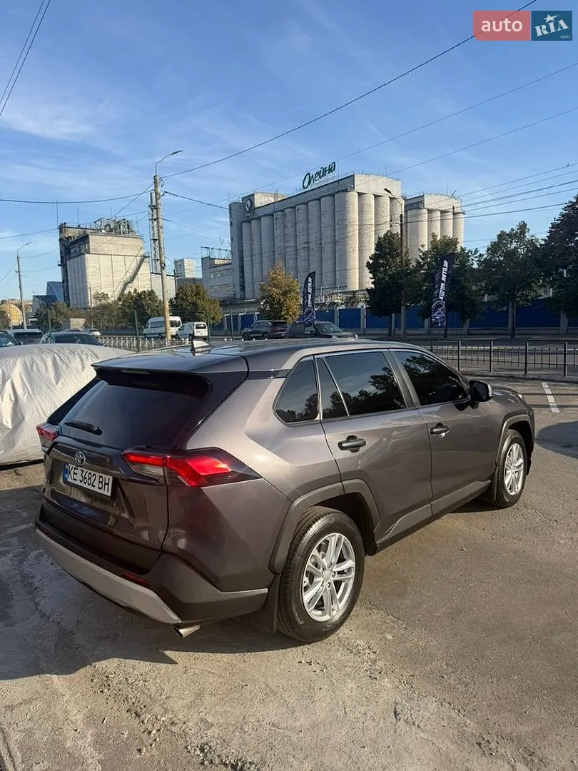 2019 Toyota RAV 4 - мініатюра 5