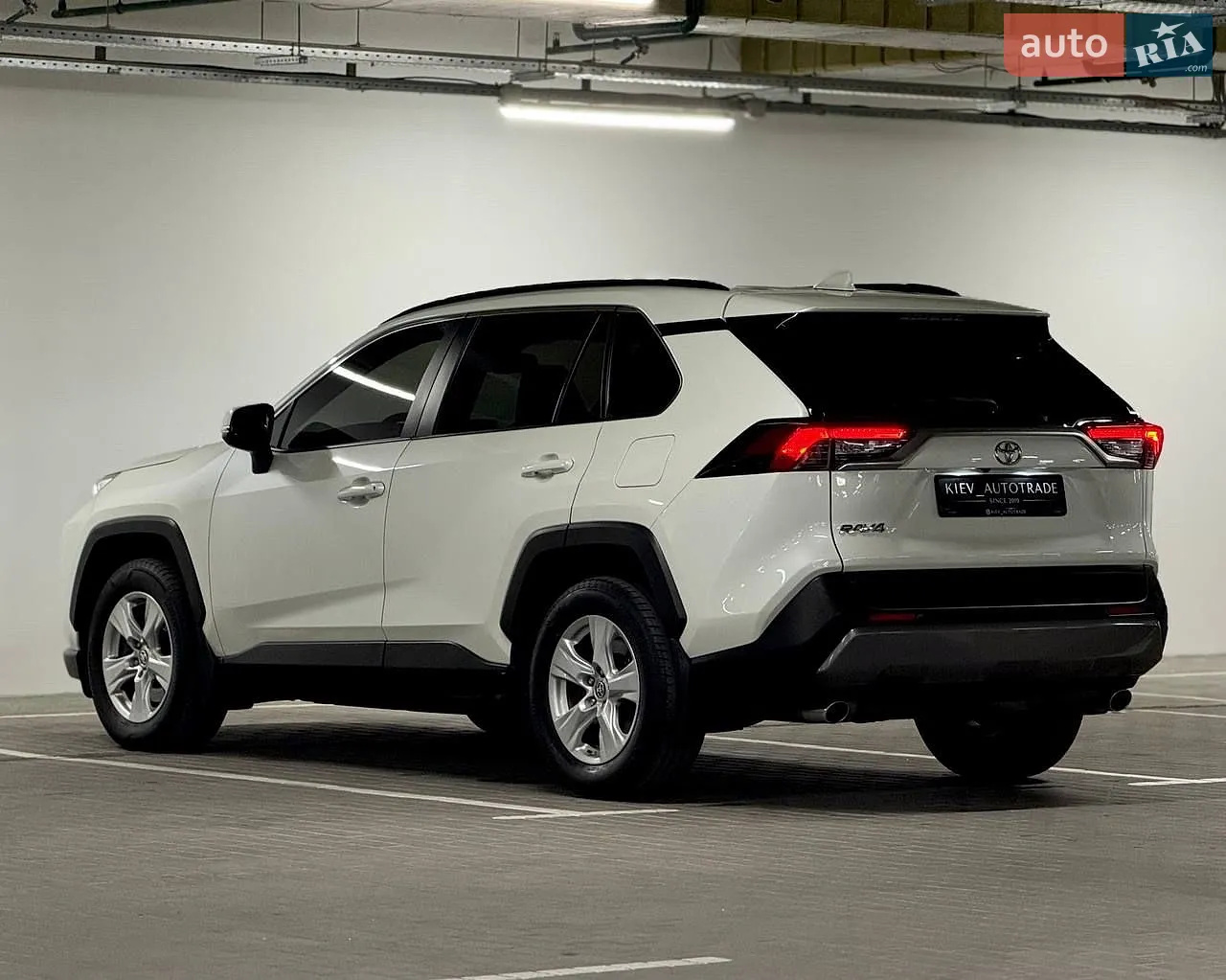 2021 Toyota RAV 4 - мініатюра 17