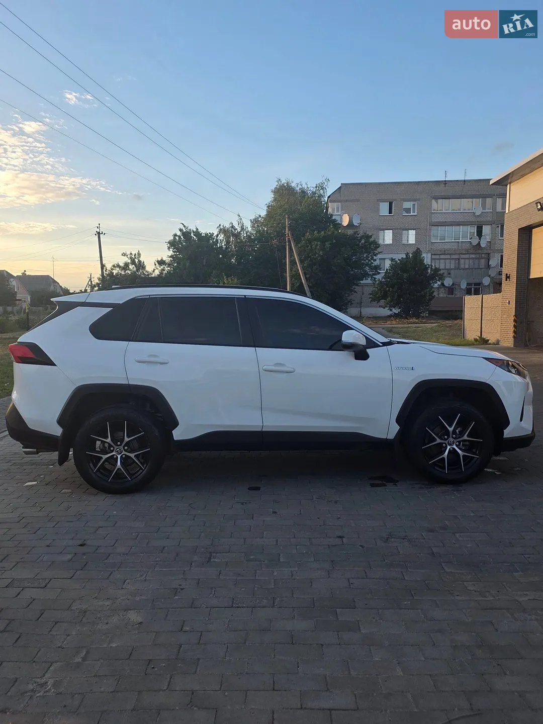 2019 Toyota RAV 4 - мініатюра 4