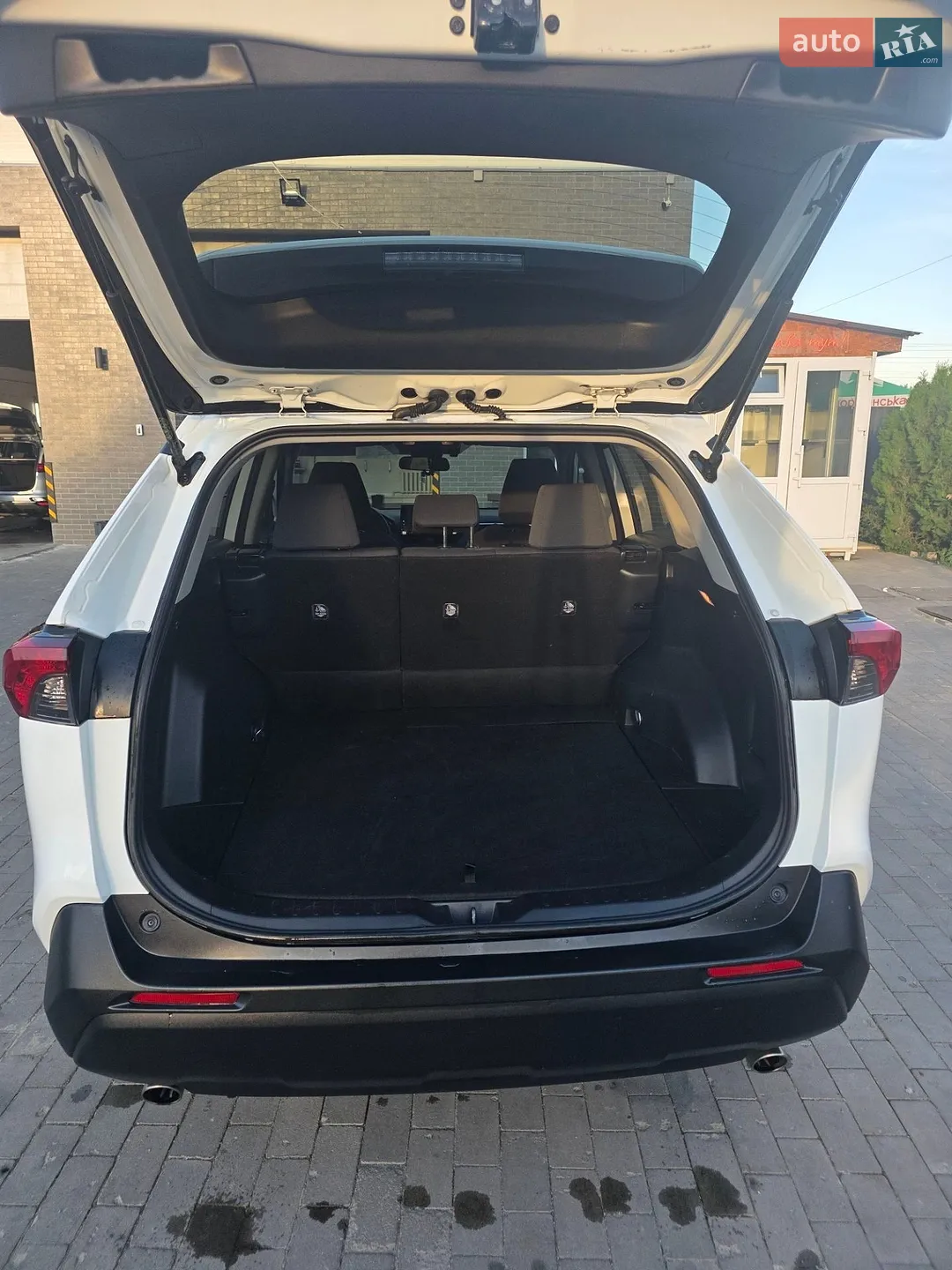 2019 Toyota RAV 4 - мініатюра 25