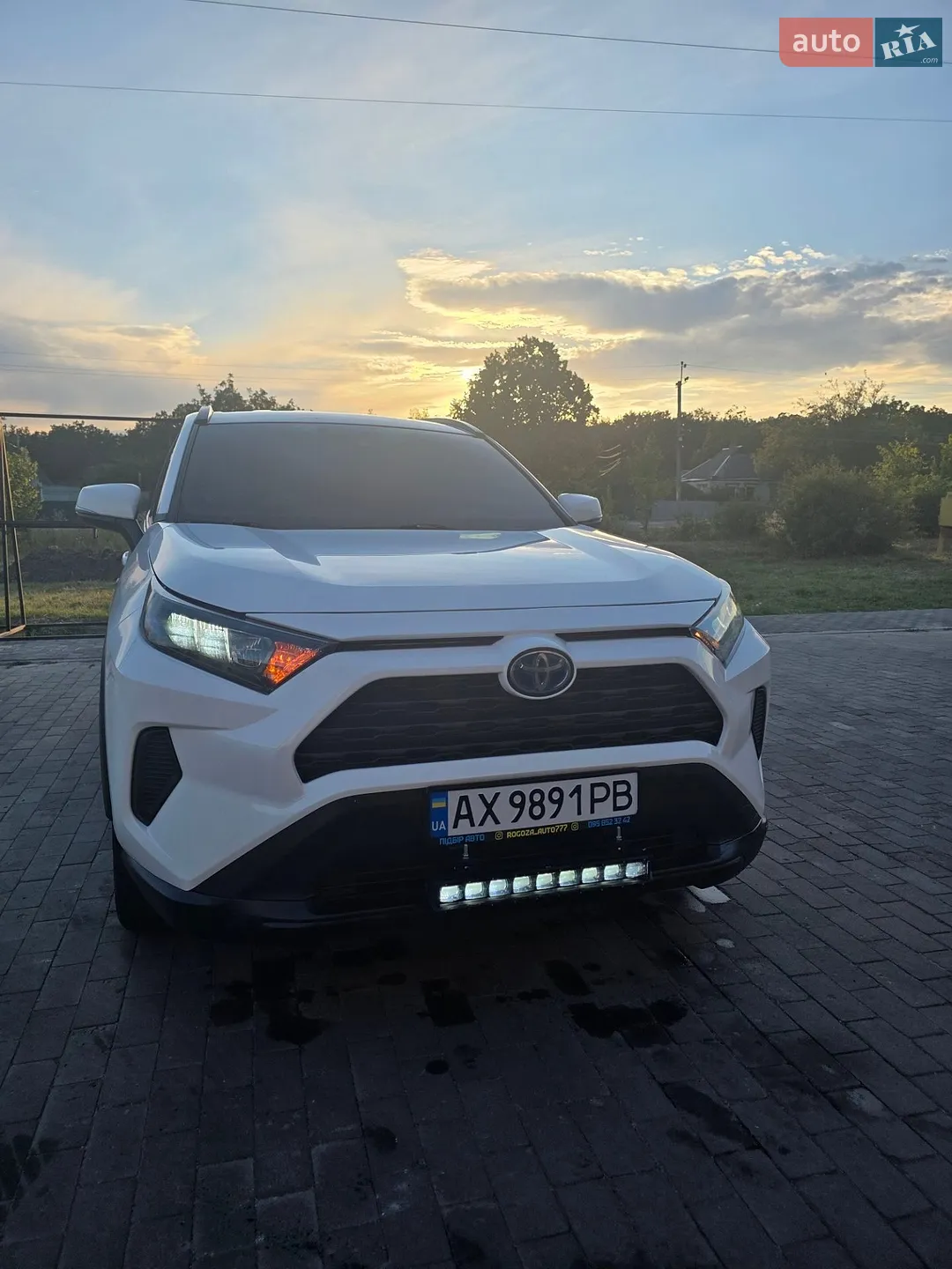 2019 Toyota RAV 4 - мініатюра 2
