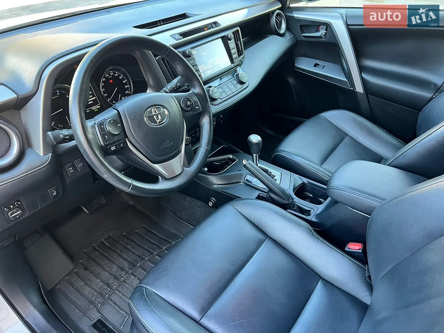 2016 Toyota RAV 4 - мініатюра 7