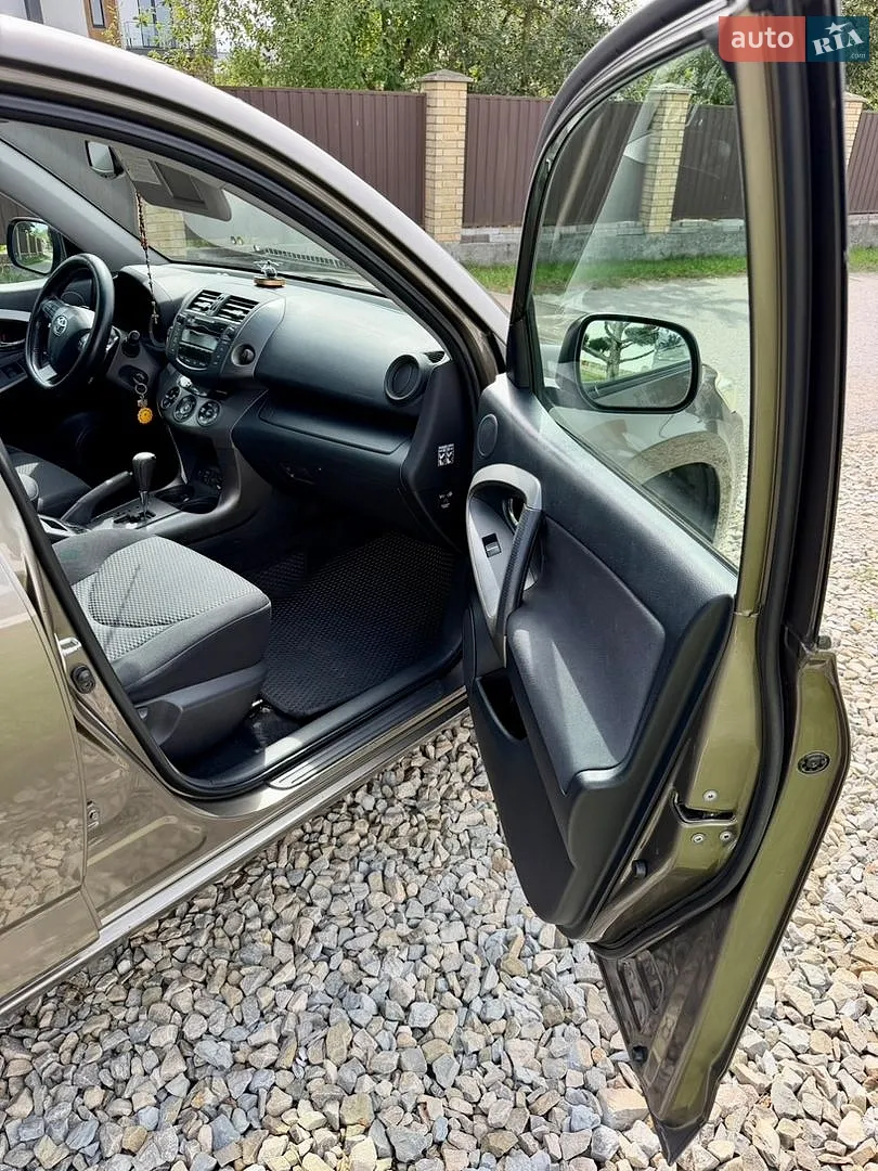 2011 Toyota RAV 4 - мініатюра 11