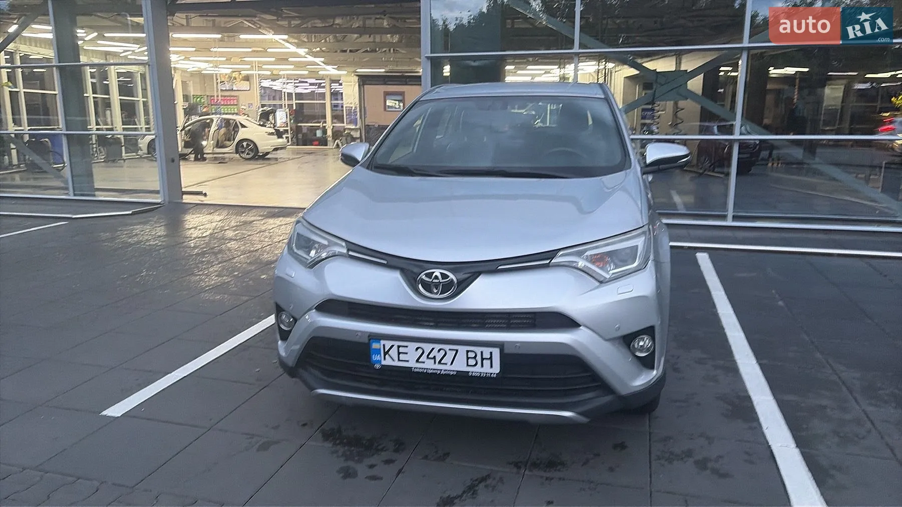2016 Toyota RAV 4 - мініатюра 11