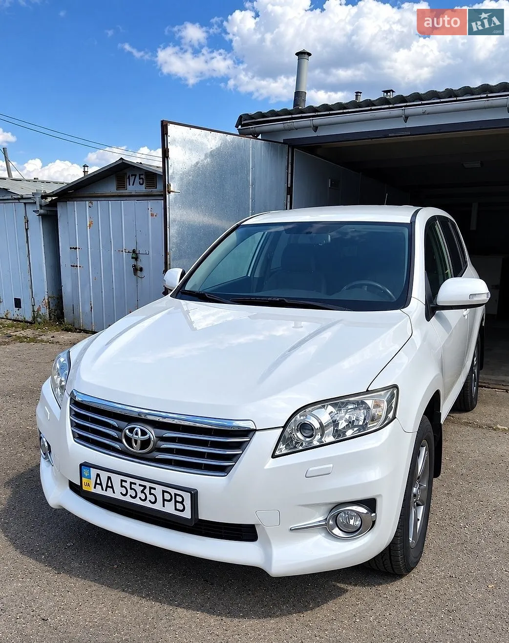 2012 Toyota RAV 4 - фото 1