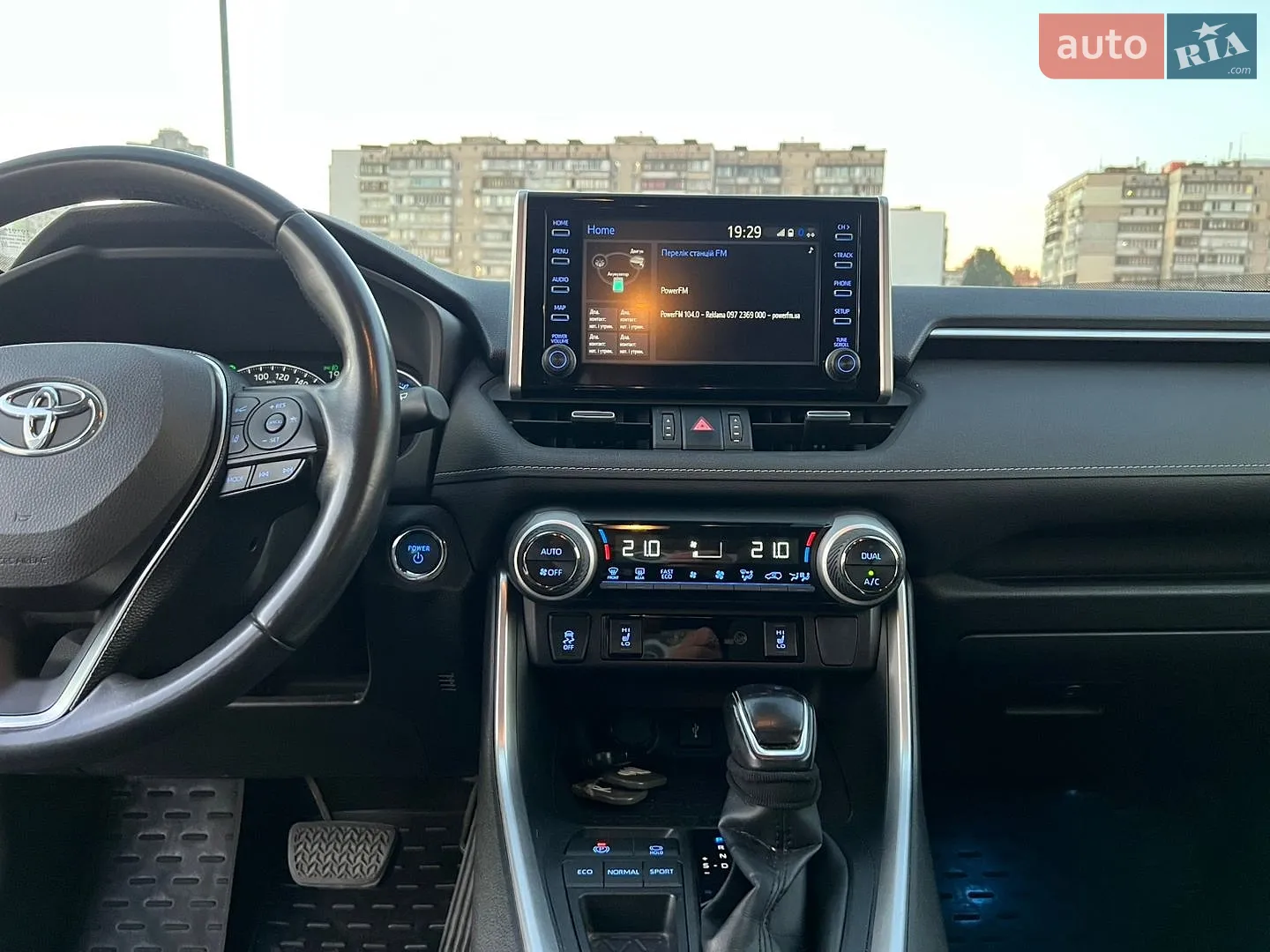 2020 Toyota RAV 4 - мініатюра 28