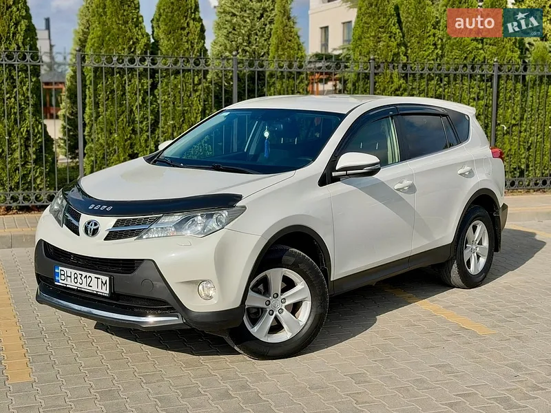 Toyota RAV4 2014