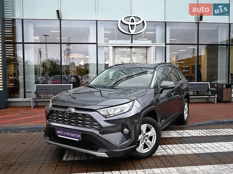 Toyota RAV4 2021