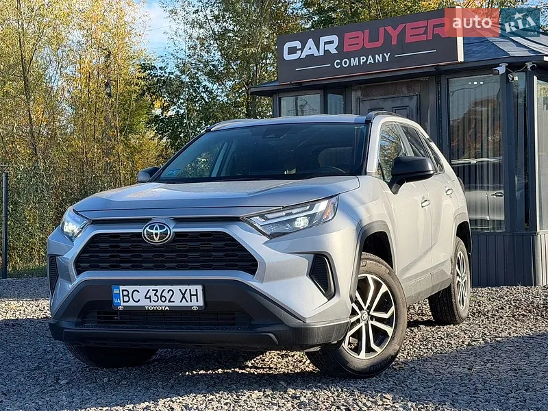 Toyota RAV4 2025