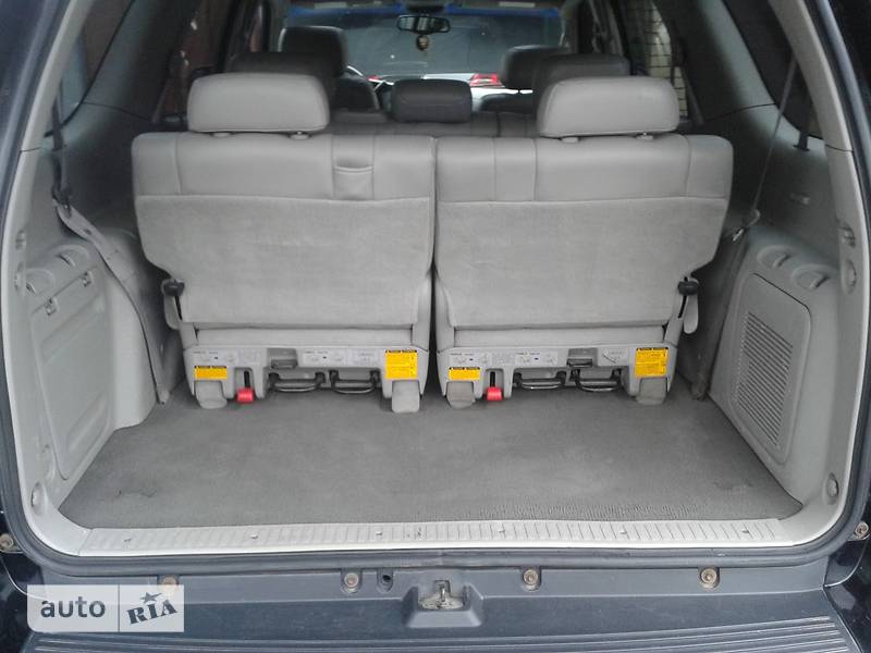 Внедорожник / Кроссовер Toyota Sequoia 2004 в Днепре