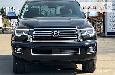 Внедорожник / Кроссовер Toyota Sequoia 2019 в Киеве