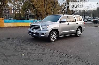 Позашляховик / Кросовер Toyota Sequoia 2011 в Харкові