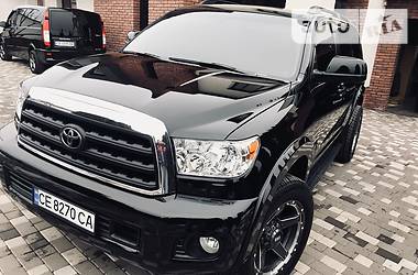 Внедорожник / Кроссовер Toyota Sequoia 2014 в 