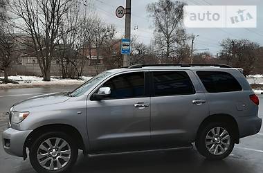 Внедорожник / Кроссовер Toyota Sequoia 2011 в Харькове