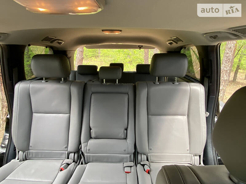 Позашляховик / Кросовер Toyota Sequoia 2009 в Києві