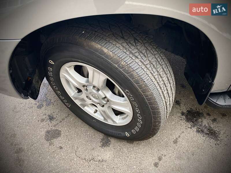 Внедорожник / Кроссовер Toyota Sequoia 2017 в Виннице