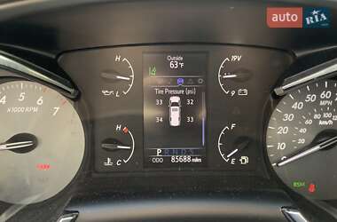 Внедорожник / Кроссовер Toyota Sequoia 2017 в 