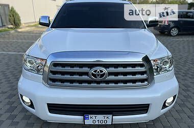 Позашляховик / Кросовер Toyota Sequoia 2008 в Івано-Франківську