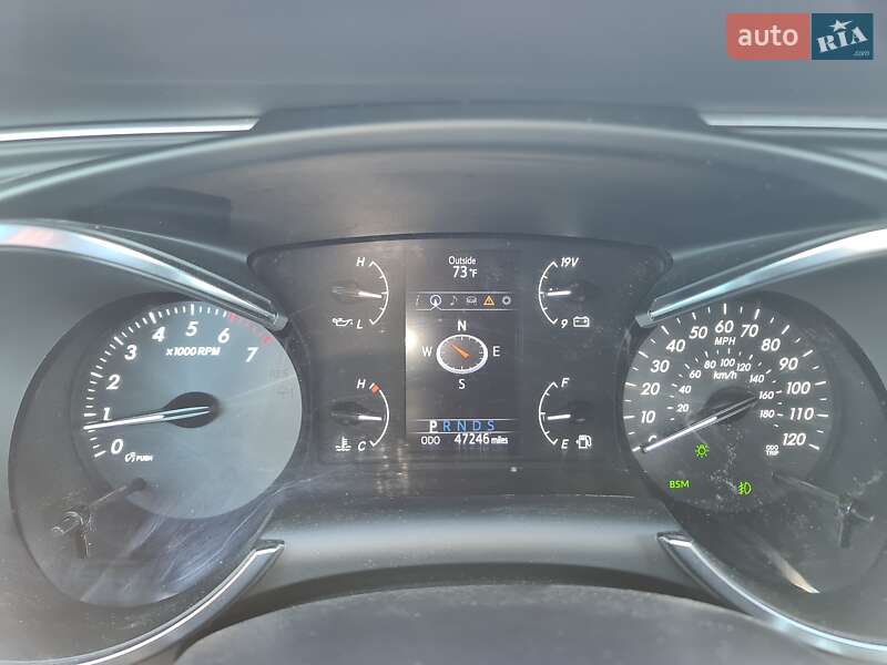 Внедорожник / Кроссовер Toyota Sequoia 2019 в Киеве