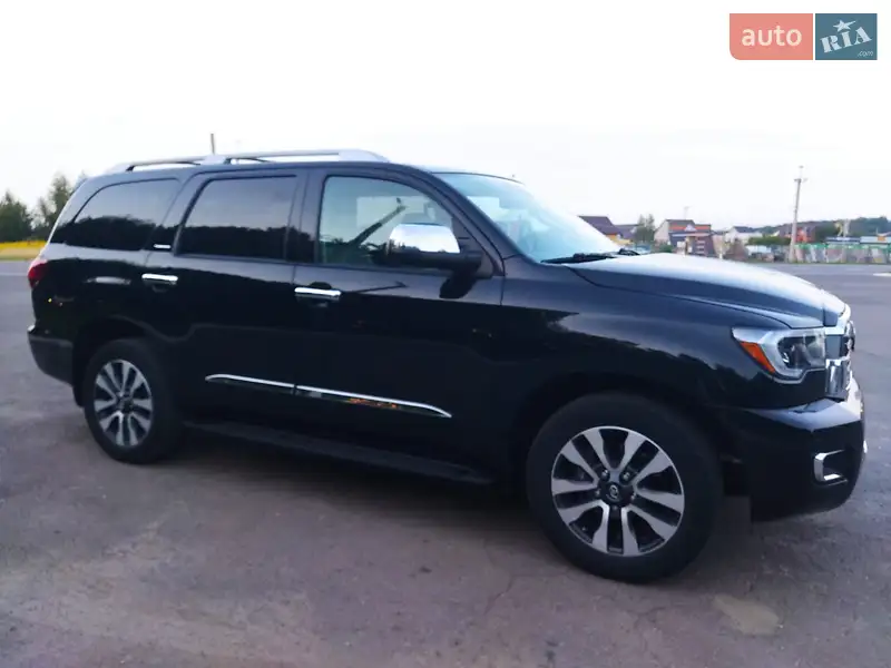 Toyota Sequoia