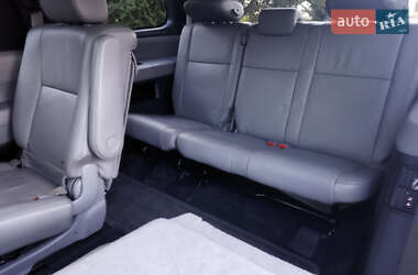 Позашляховик / Кросовер Toyota Sequoia 2017 в Луцьку