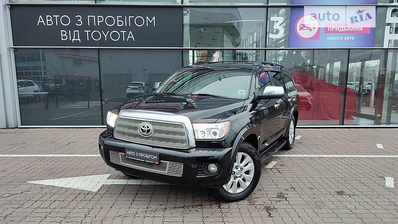 Універсал Toyota Sequoia 2010 в 