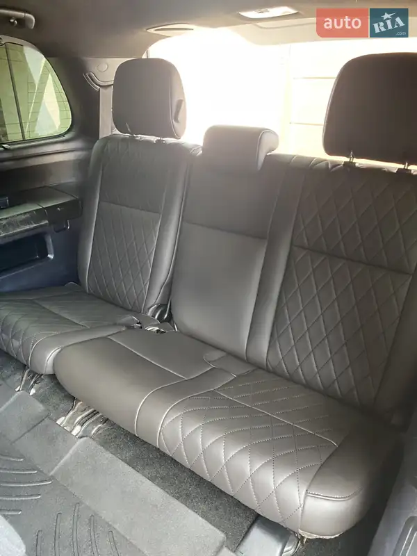 Toyota Sequoia 2014 VIN 5TDJW5G18FS111139 фото оголошення 6 з 58