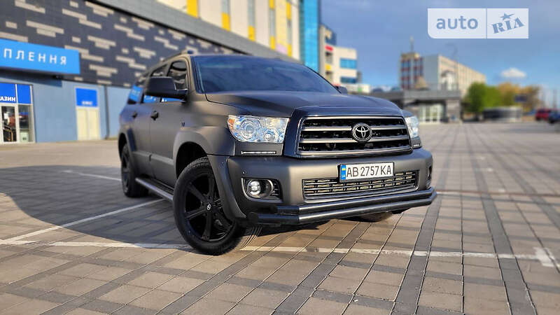Внедорожник / Кроссовер Toyota Sequoia 2008 в Виннице