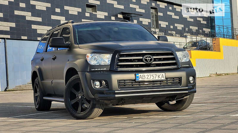 Внедорожник / Кроссовер Toyota Sequoia 2008 в Виннице