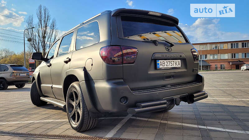 Внедорожник / Кроссовер Toyota Sequoia 2008 в Виннице