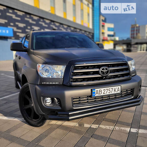 Внедорожник / Кроссовер Toyota Sequoia 2008 в Виннице