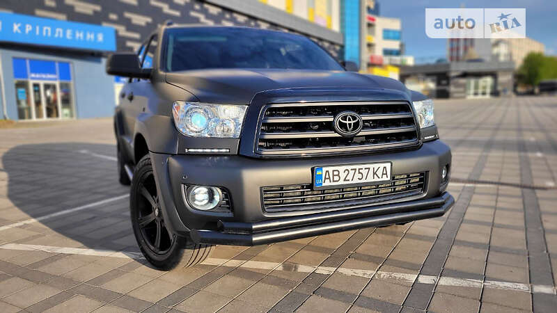 Внедорожник / Кроссовер Toyota Sequoia 2008 в Виннице