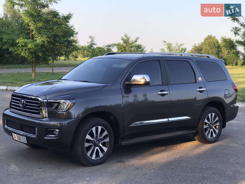 Toyota Sequoia 2018