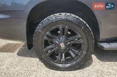 Позашляховик / Кросовер Toyota Sequoia 2017 в Львові