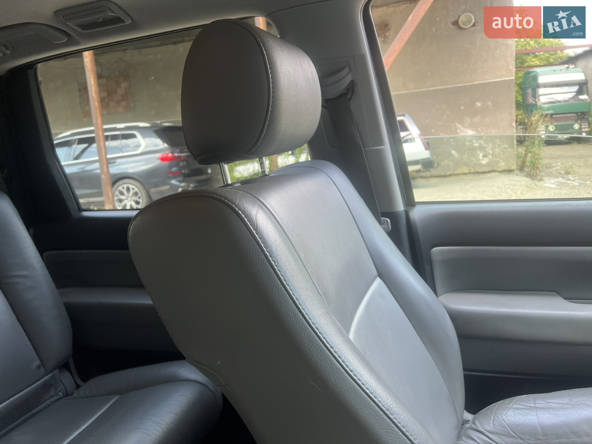 2016 Toyota Sequoia - мініатюра 21