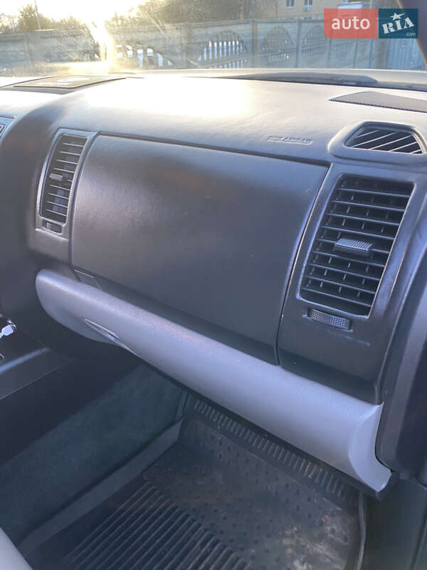 Позашляховик / Кросовер Toyota Sequoia 2017 в Кривому Розі